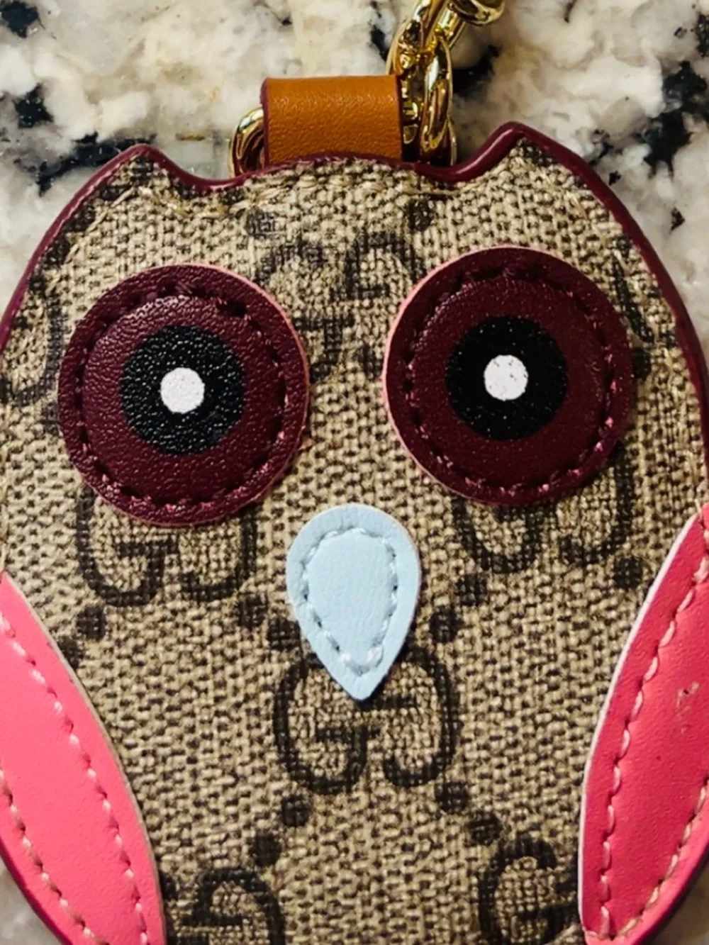 Adorable Gucci Monogram GG Owl Shaped Keychain with Gold Accents - Picture 4 of 6